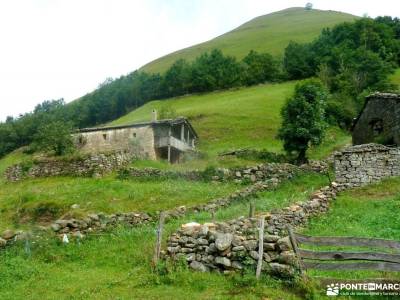 Senderismo Valles Pasiegos, Cantabria; viajes fin de año fines de semana la barranca